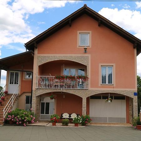 Apartment Luka Kuterevo Екстериор снимка